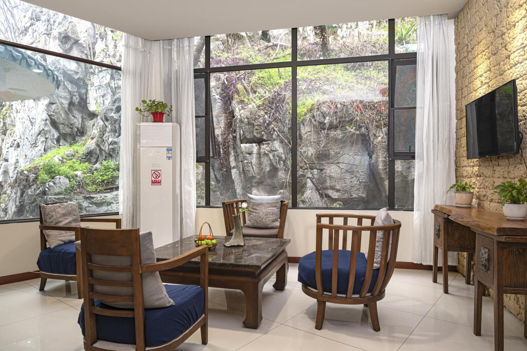 Guilin Crystal Crescent Moon Hotel Екстер'єр фото