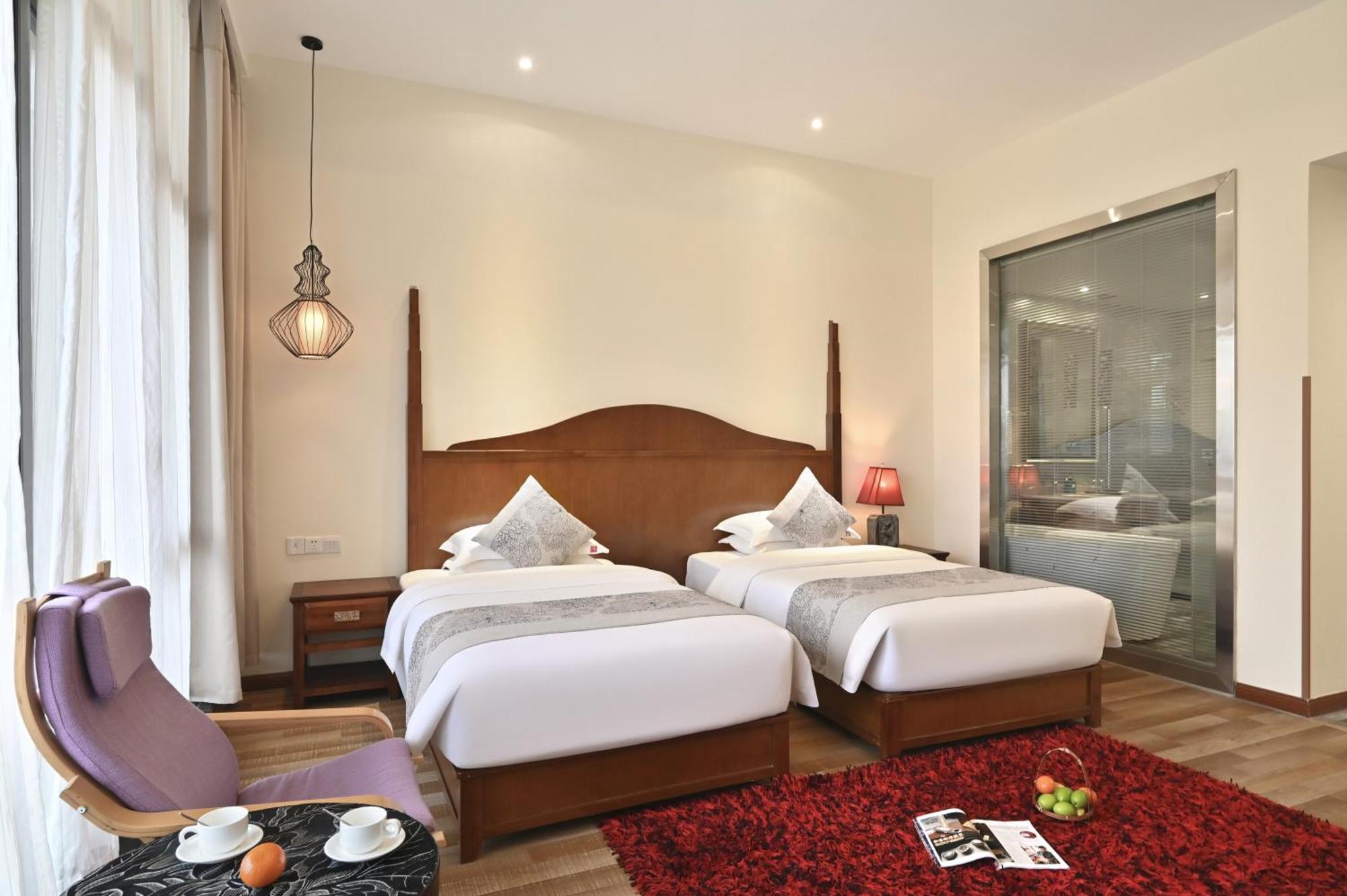 Guilin Crystal Crescent Moon Hotel Екстер'єр фото