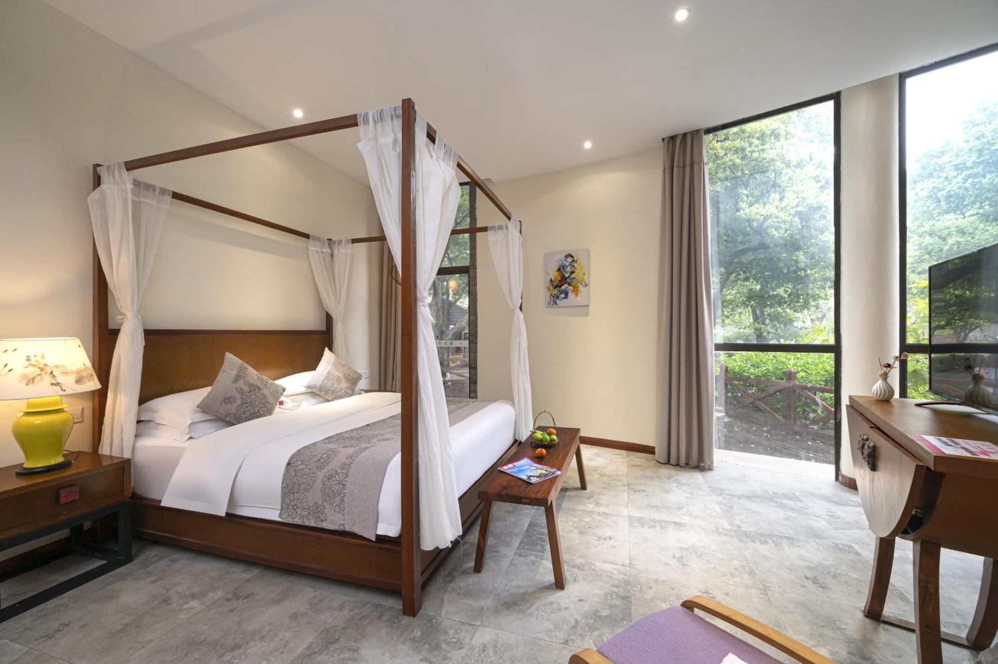 Guilin Crystal Crescent Moon Hotel Екстер'єр фото